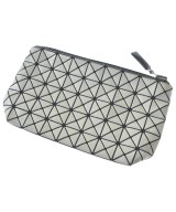 BAO BAO ISSEY MIYAKE（バオバオイッセイミヤケ）ポーチ シルバー サイズ:- レディース/2200735411074