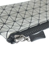 BAO BAO ISSEY MIYAKE（バオバオイッセイミヤケ）ポーチ シルバー サイズ:- レディース/2200735411074