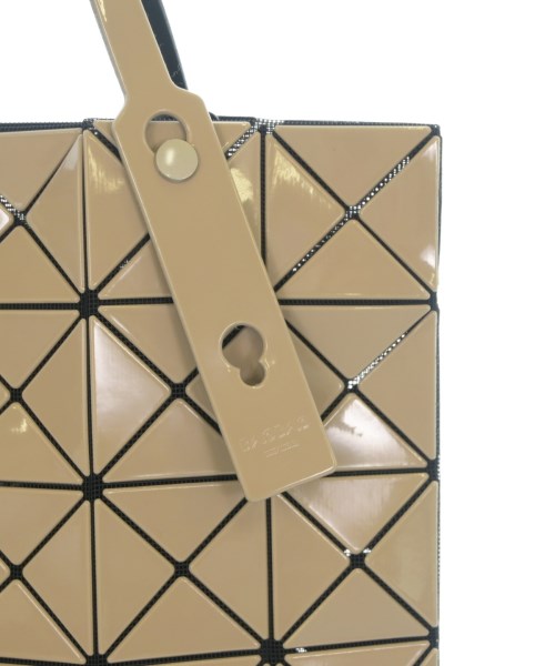 BAO BAO ISSEY MIYAKE（バオバオイッセイミヤケ）トートバッグ ベージュ サイズ:- レディース/2200720764062