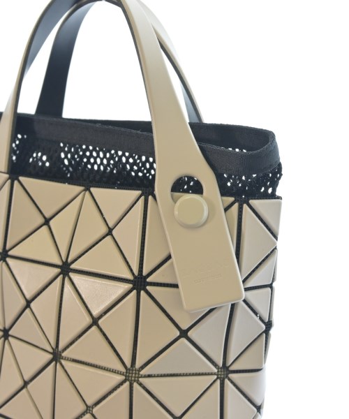 BAO BAO ISSEY MIYAKE（バオバオイッセイミヤケ）ハンドバッグ ピンク サイズ:- レディース/2200712251136