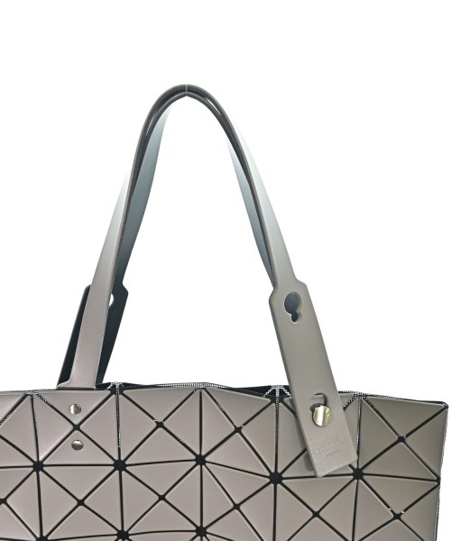 BAO BAO ISSEY MIYAKE（バオバオイッセイミヤケ）トートバッグ グレー サイズ:- レディース/2200721376363