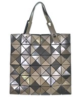BAO BAO ISSEY MIYAKE（バオバオイッセイミヤケ）トートバッグ 茶 サイズ:- レディース/2200724772049