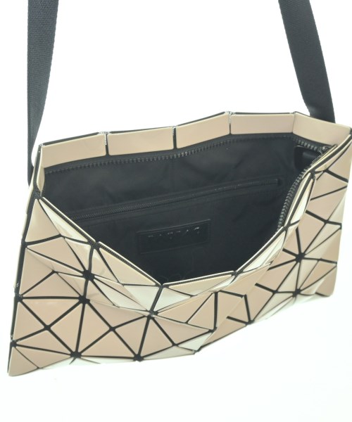 BAO BAO ISSEY MIYAKE（バオバオイッセイミヤケ）ショルダーバッグ ピンク サイズ:- レディース/2200722420041