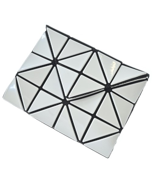 BAO BAO ISSEY MIYAKE(バオバオイッセイミヤケ)財布・コインケース 白 サイズ:-/2200682721073