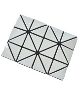 BAO BAO ISSEY MIYAKE（バオバオイッセイミヤケ）財布・コインケース 白 サイズ:- レディース/2200682721073