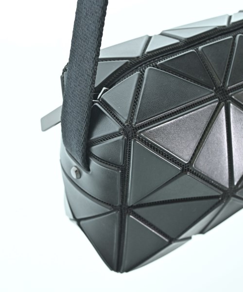 BAO BAO ISSEY MIYAKE（バオバオイッセイミヤケ）ショルダーバッグ 黒 サイズ:- メンズ/2200684715025