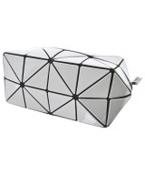 BAO BAO ISSEY MIYAKE（バオバオイッセイミヤケ）ポーチ 白 サイズ:- レディース/2200691243085