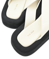 THE ROW（ザロウ）サンダル 白 サイズ:EU37(23.5cm位) レディース/2200474610424