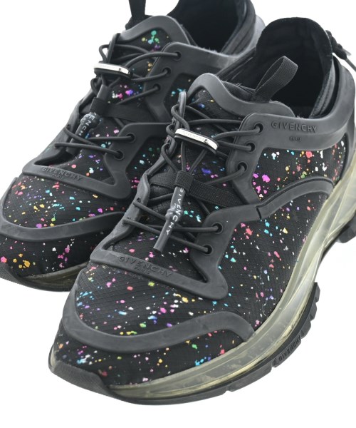 GIVENCHY（ジバンシィ）スニーカー 黒 サイズ:EU41(26cm位) メンズ/2200639381077