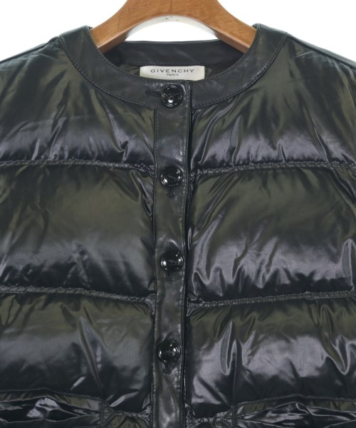 GIVENCHY（ジバンシィ）ダウンジャケット/ダウンベスト 黒 サイズ:40(M位) レディース/2200625163106