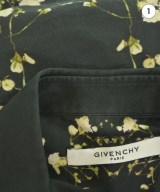 GIVENCHY（ジバンシィ）カジュアルシャツ 黒 サイズ:38(S位) メンズ/2200644455039