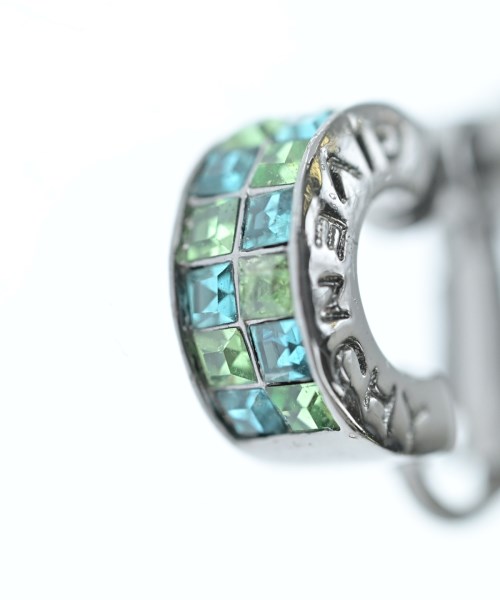 GIVENCHY（ジバンシィ）ピアス・イヤリング 黒 サイズ:- レディース/2200613928021