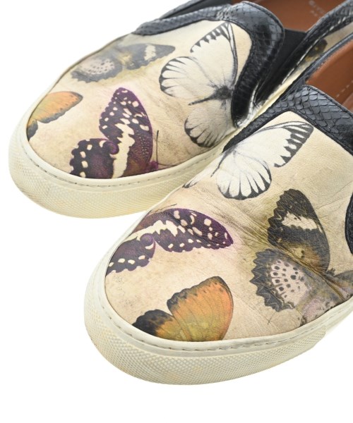 GIVENCHY（ジバンシィ）スニーカー 白 サイズ:EU37(23.5cm位) レディース/2200678283028