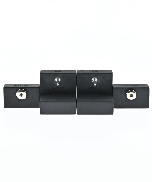 GIVENCHY（ジバンシィ）ピアス 黒 サイズ:- レディース/2200655378075