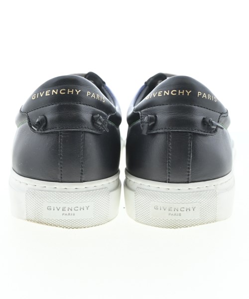 GIVENCHY（ジバンシィ）スニーカー 緑 サイズ:EU40(25cm位) メンズ/2200656610013