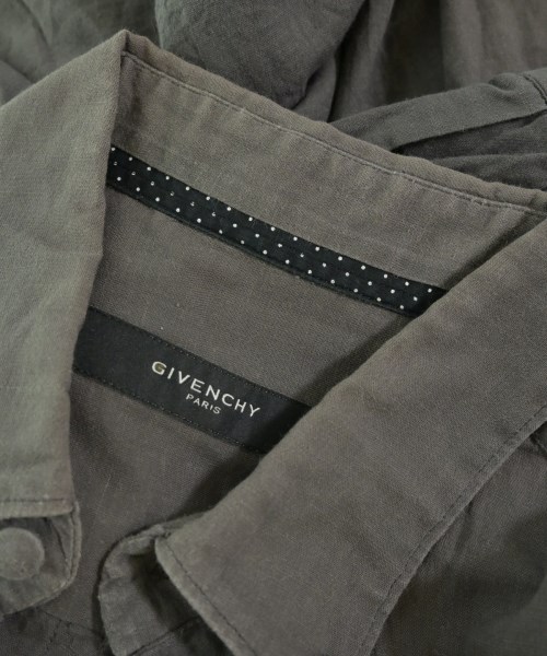 GIVENCHY（ジバンシィ）カジュアルシャツ グレー サイズ:40(M位) メンズ/2200657491109