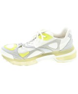 GIVENCHY（ジバンシィ）スニーカー 白 サイズ:42(27cm位) メンズ/2200670156054