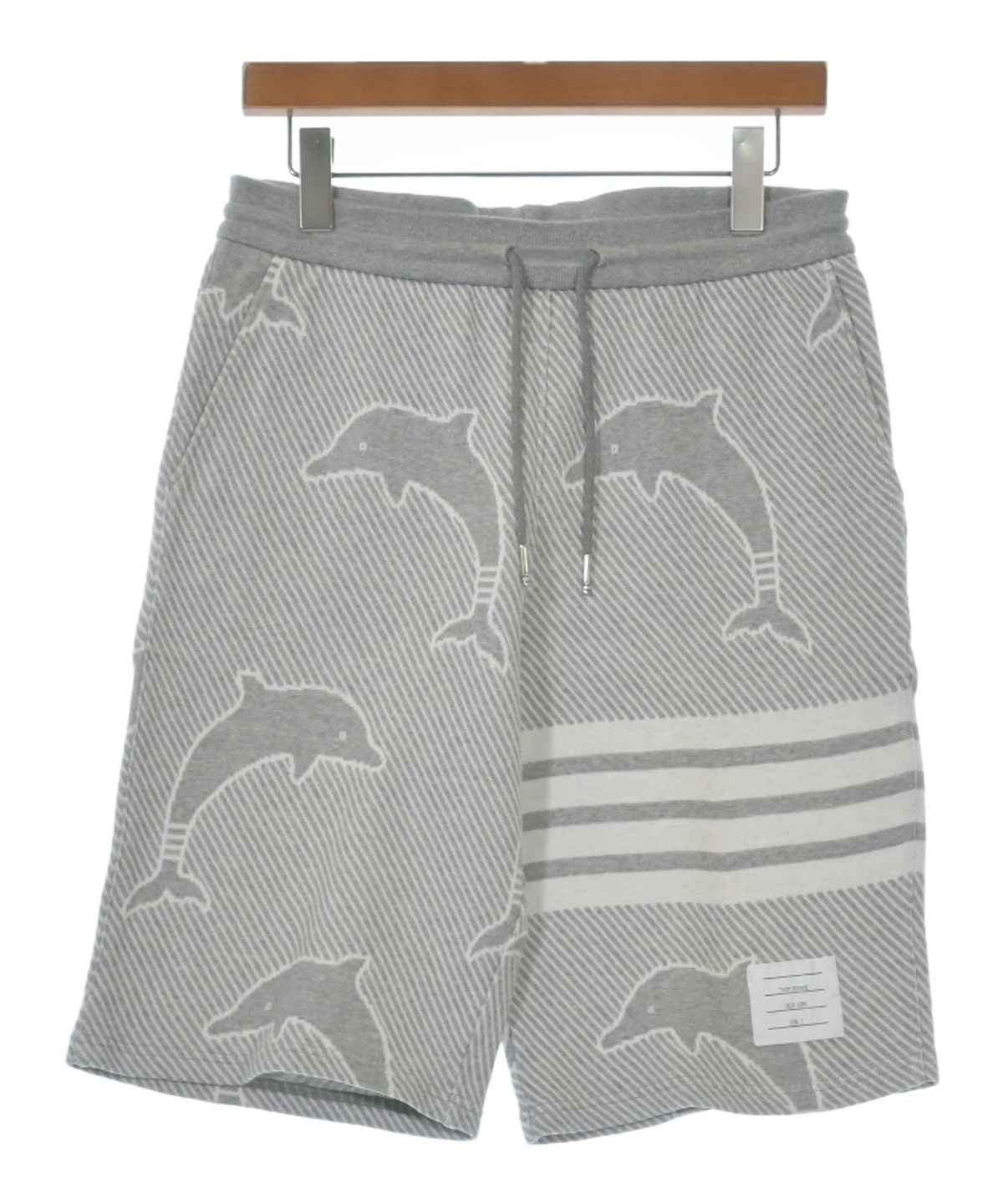 THOM BROWNE（トムブラウン）ショートパンツ グレー サイズ:-(M位