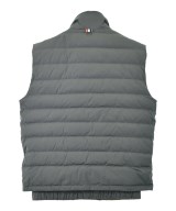 THOM BROWNE（トムブラウン）ダウンジャケット/ダウンベスト グレー サイズ:1(S位) メンズ/2200698270015