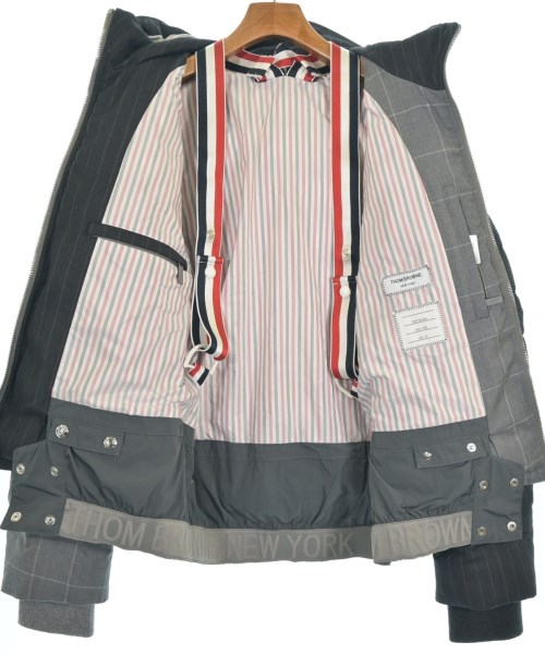 THOM BROWNE（トムブラウン）ダウンジャケット/ダウンベスト グレー サイズ:00(XS位) レディース/2200653828015