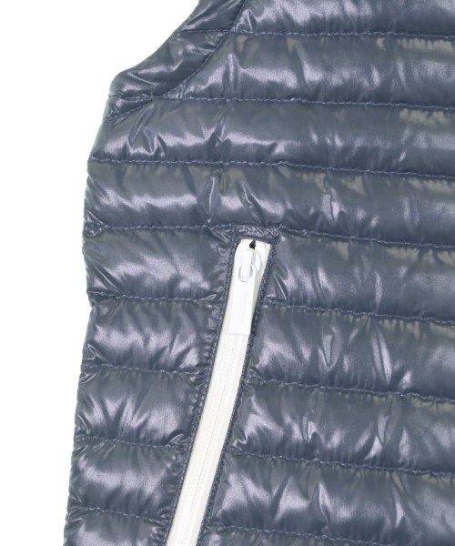 THOM BROWNE（トムブラウン）ダウンジャケット/ダウンベスト 紺 サイズ:0(XS位) メンズ/2200669053012