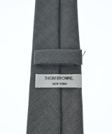 THOM BROWNE（トムブラウン）ネクタイ グレー サイズ:- メンズ/2200723252092