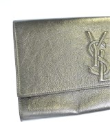 YVES SAINT LAURENT（イヴサンローラン）クラッチバッグ シルバー サイズ:- レディース/2200699316316