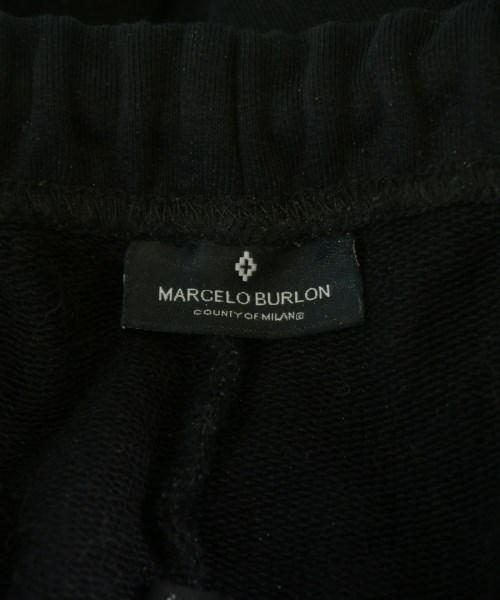 MARCELO BURLON（マルセロバーロン）スウェットパンツ 黒 サイズ:L メンズ/2200659794116