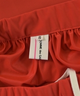 COMME des GARCONS GIRL（コムデギャルソンガール）ひざ丈スカート 赤 サイズ:S レディース/2200623004036