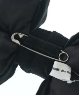 COMME des GARCONS GIRL（コムデギャルソンガール）ブローチ・コサージュ 黒 サイズ:- レディース/2200721674209