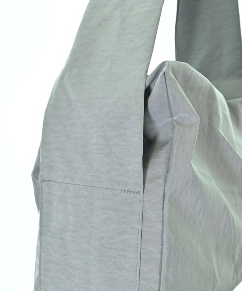 HOMME PLISSE（オムプリッセ）ショルダーバッグ グレー サイズ:- メンズ/2200639356037