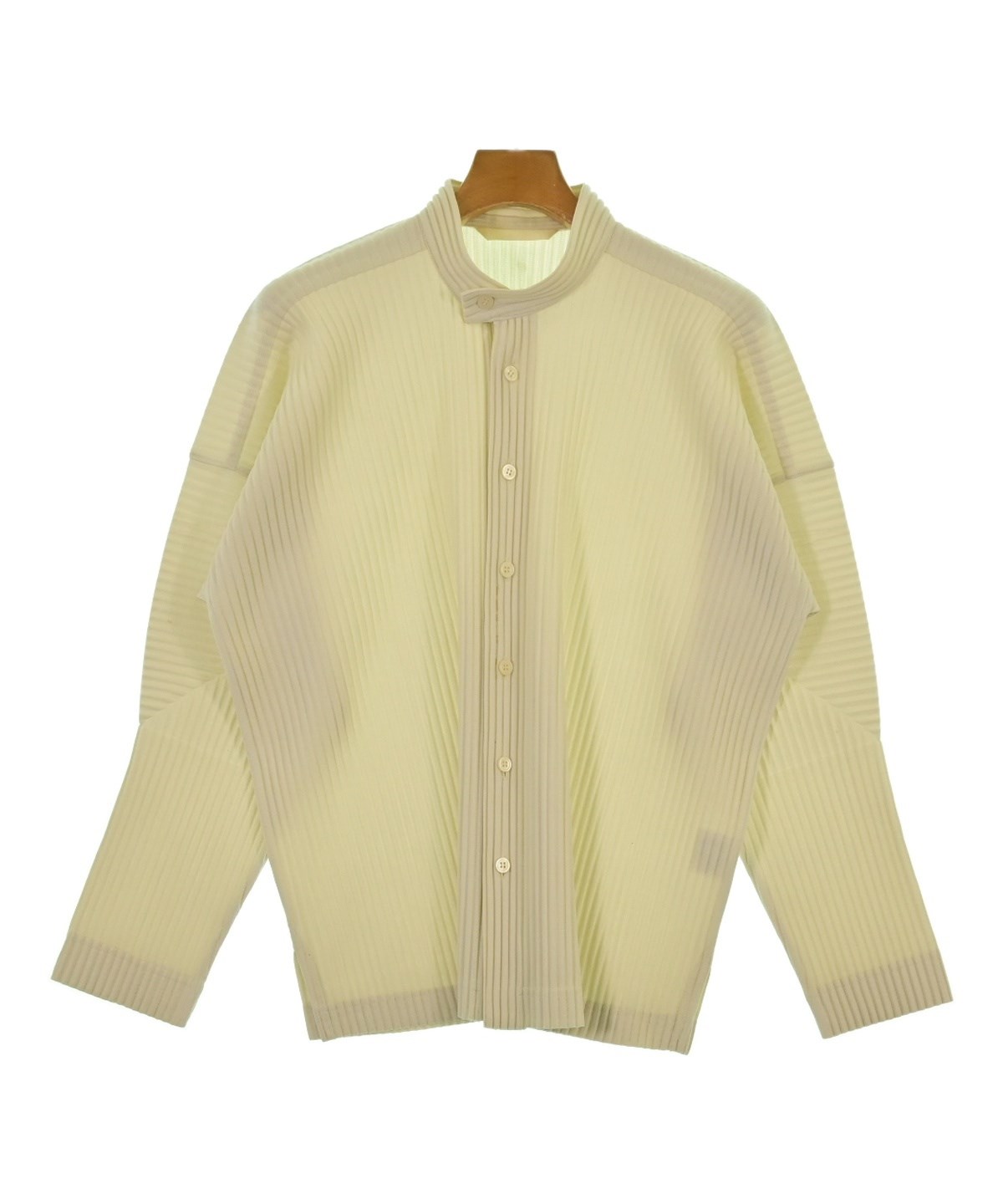 HOMME PLISSE（オムプリッセ）カジュアルシャツ ベージュ サイズ:2(M位