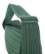 HOMME PLISSE（オムプリッセ）ショルダーバッグ 緑 サイズ:- メンズ/2200616907153