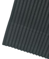 HOMME PLISSE（オムプリッセ）カジュアルシャツ 黒 サイズ:2(M位) メンズ/2200618877010