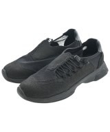 HOMME PLISSE スニーカー