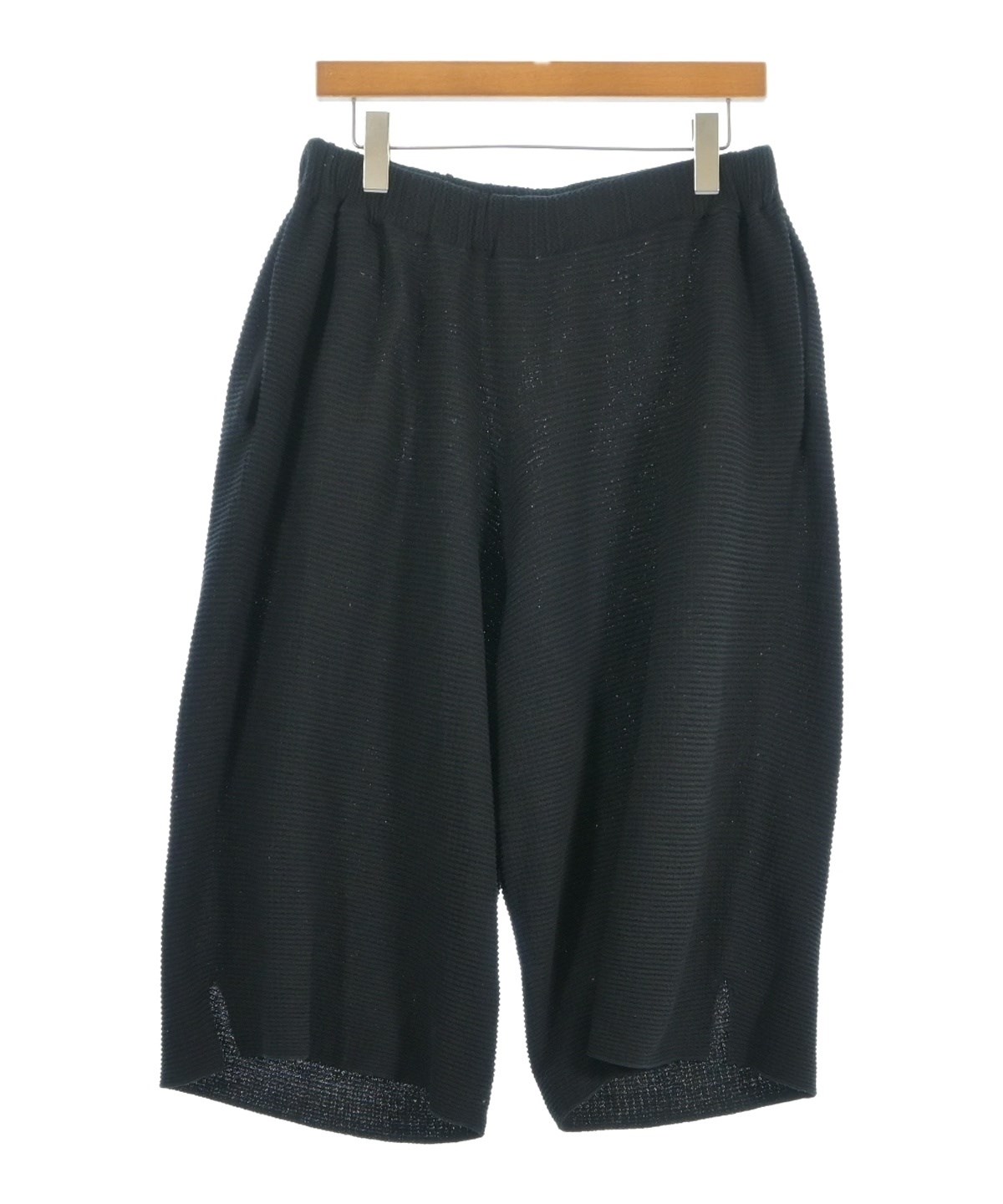 オムプリッセ　ショートパンツ HOMME PLISSE（オムプリッセ）ショートパンツ 黒 サイズ:-(S位) メンズ