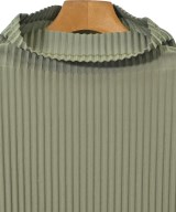 HOMME PLISSE（オムプリッセ）Tシャツ・カットソー カーキ サイズ:4(XL位) メンズ/2200658828034