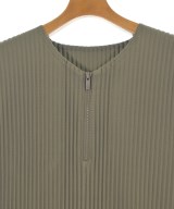 HOMME PLISSE（オムプリッセ）ベスト カーキ サイズ:2(M位) メンズ/2200637863025