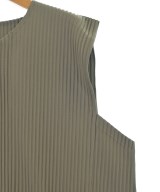 HOMME PLISSE（オムプリッセ）ベスト カーキ サイズ:2(M位) メンズ/2200637863025