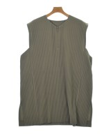 HOMME PLISSE ベスト