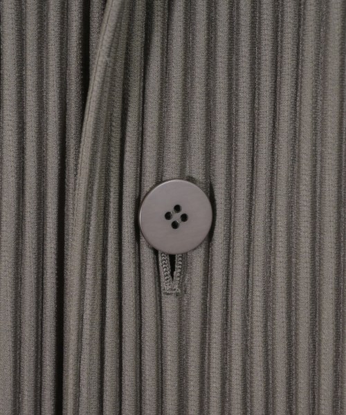 HOMME PLISSE（オムプリッセ）その他 カーキ サイズ:1(S位) メンズ/2200663124015