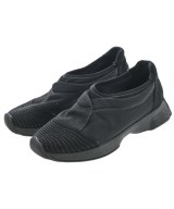 HOMME PLISSE スニーカー