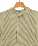 HOMME PLISSE（オムプリッセ）その他 カーキ サイズ:2(M位) メンズ/2200729981040