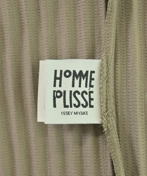 HOMME PLISSE（オムプリッセ）Tシャツ・カットソー カーキ サイズ:2(M位) メンズ/2200721165028