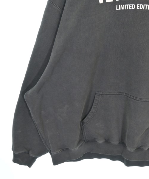 VETEMENTS（ヴェトモン）パーカー グレー サイズ:XL メンズ/2200623159019
