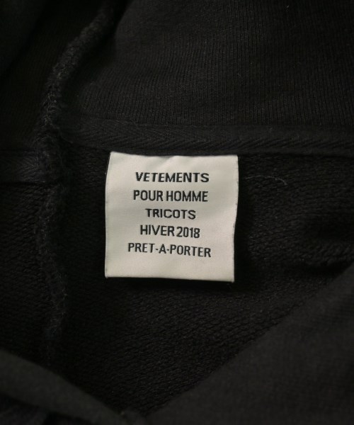 VETEMENTS（ヴェトモン）パーカー 黒 サイズ:S メンズ/2200616300145