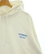 VETEMENTS（ヴェトモン）パーカー 白 サイズ:M メンズ/2200619260057