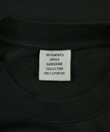 VETEMENTS（ヴェトモン）Tシャツ・カットソー 黒 サイズ:XS メンズ/2200696230011