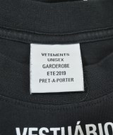 VETEMENTS（ヴェトモン）Tシャツ・カットソー 黒 サイズ:XS メンズ/2200711051034