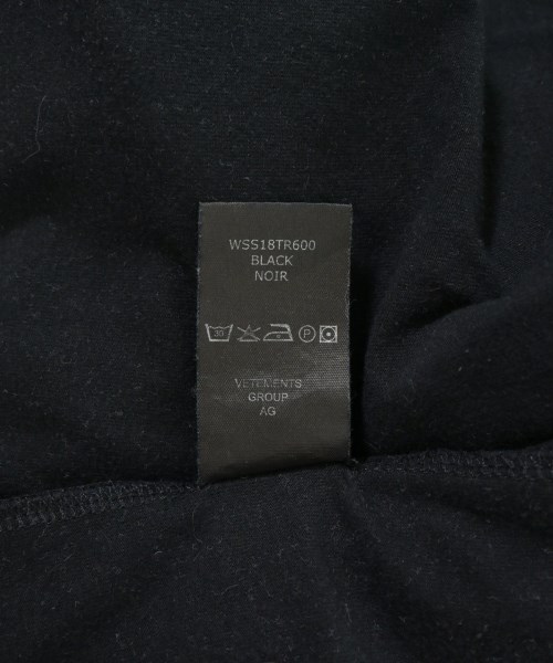 VETEMENTS（ヴェトモン）Tシャツ・カットソー 黒 サイズ:S レディース/2200711051041